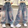 Школьные широкие брюки для девочек с сердечком и звездным дизайном, повседневные свободные детские модные длинные джинсы, детские брюки в корейском стиле 240228