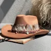 Berets Retro Feder Western Cowboy Hüte Für Männer Frauen Herbst Winter Fedoras Cowgirl Panama Jazz Caps Sombrero Hombre