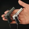 Arma brinquedos 1/3 mini colt 1911 modelo de arma destacável liga pubg jedi arma brinquedo chaveiro brinquedo girador para menino coleção presente de natal para adulto 240307