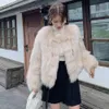 Buckle Design Fox Pan Kan Fur Women's Short and Versatile Coat för liten status 2023 Winter Chinese Style 2752