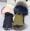 Ubrania zimowe luksusowe futra futra do małego ciepłego wiatrówki zwierzaka polaru polarowa wyłożona szczeniąt kurtka psie ubranie LJ2009234506901