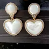 Studörhängen Yygem 21x22mm Natural White Sea Shell Gold Plated Heart Shaped Cubic Zircon Party Anniversary Jewelry