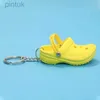 Keychains Lanyards 1st 3D Mini 7,5 cm Eva Beach Hole Little Croc Shoe Keychain Bag Tillbehör Dekoration Keyring Car Handbag Key Chain Charms LDD240312