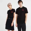 Designer TEE Heren T-shirts CDG Com Des Garcons Kleine rode Hart Spelen T-shirt Wit Medium tee cc WI05