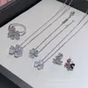 V-ketting Lucky Diamond Clover-ketting voor dames, verguld met 18k roségouden mini-kraagketting met groot bloemblaadje