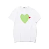 New Play Mens t Shirt Designer Red Commes Heart Donna Garcons s Badge Des Quanlity Ts Cotton Cdg Ricamo Manica corta