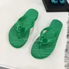 2024 fashion G designer ladies flip flops simple youth slippers moccasin shoes suitable for spring summer and autumn hotels beaches other places 35-42