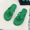 2024 Fashion G Designer Ladies Flip Flops Proste młodzieżowe kapcie buty Moccasin Nasena na wiosenne lato i jesień hotele plaże inne miejsca 35-42