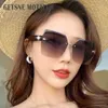 8A quality Designer H home sunglasses Tea colored for women with advanced sun protection 2024 new UV large face slimming small driving