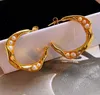 Nowy półksiężyc Pearl Hoop Kolczyki Stud 18k złoto plisowane kolczyki mosiężne Ins Style projektant biżuterii kolczyki zapoczence dla kobiet Lady Wedding Party Party Prezent