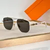 Gafas de sol populares para hombres y mujeres Diseñador 306 Moda al aire libre Pasarela de verano Estilo de playa Anti-Ultravioleta UV400 Placa retro Gafas de montura completa Caja aleatoria