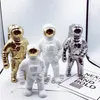 Spazio uomo scultura astronauta moda vaso creativo razzo aereo ornamento modello materiale ceramico cosmonauta statua navetta Y2001155Z