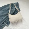 2024 sacos de noite 2024 moda simples ombro náilon para mulheres saco axila personalizado retro bolsas e bolsas designer
