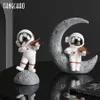 Creative żywiczna muzyka astronauta dekoracje domowe figurki nordyckie miniaturowe posągowe posągi kosmiczne rzeźby dekoracyjne akcesoria 210804234k