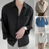 Casual Men Lapel z długim rękawem Single Breasted Plaste Pocket Men Men Shirt Slim Fit Solid Kolor Sukienka biznesowa Top 240312