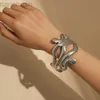 Bangle Creative Snake Shape Armband Silverpläterade smycken Personlighet Snake Arm Manschett Temperament Animal Opening Bangles Smyckesgåvor LDD240312