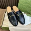 Män kvinnor loafers designer skor äkta läder hopfällbara skorskor tryckt metall rund tå loafer mules storlek 34-43