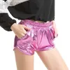 Kvinnors shorts glänsande metalliska shorts byxor leopard tryckboxare kort pu shiny nattfest klubb bär sexig lös kort med fickor ldd240312