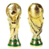 Trofeo de fútbol de resina dorada europea, regalo, trofeos de fútbol mundial, mascota, decoración para el hogar y la Oficina, manualidades 293K