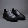 Casual Shoes European Station Summer Leather Men's 2024 Leisure Loafers Light Bekväm ombord män andningsbara