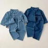 Set di abbigliamento Completo primaverile coreano per bambini Ragazzi Camicia di jeans a maniche lunghe Giacche Pantaloni Due pezzi Neonate Autunno Jeans Top Pantaloni