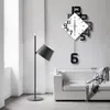 스윙 벽 시계 현대 디자인 북유럽 스타일 거실 벽 시계 홈 장식 패션 창조적 인 침실 무음 시계 벽 장식 Y22593
