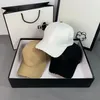 Ball Caps Summer Designer Baseball Cap Męskie i Kobiety Pary Solidny kolor Letter Plaid Casquette334k