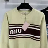 Felpe con cappuccio da donna Felpe firmate 24 Inizio primavera Nuovo Nanyou Gaoding Miu Youth Academy Style Contrast Stripe Letter Maglione girocollo ricamato MMII