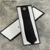 Corbatas 2023 Nuevos hombres Corbata para hombre Corbatas de diseñador Traje Corbata de negocios de lujo para hombre Corbata de seda Fiesta Corbata de boda Cravatino Collar con caja L240313