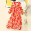 2024 봄 여름 페이즐리 프린트 리본 넥타이 바우 실크 드레스 멀티 컬러 3/4 슬리브 v- 넥 미디 캐주얼 드레스 W4M1316
