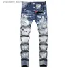 Jeans voor heren D2 Mannen Badge Rips Stretch paarse jeans Herenmode Slim Fit Gewassen Motocycle Denim Broek Panelen Hip HOP-broek L240313