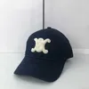 Designer Designer Femmes Baseball Chapeau Mode Été Loisirs Casquette Réglable Toile Hommes Casquette Convient à toutes les occasions arrivée 81KZ 7JG0