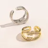 Lüks tasarımcı yüzüğü 18k altın kaplama kadınlar erkekler yüzük mektubu tasarımcı halkaları klasik rhinestone ring moda halkaları düğün partisi hediye takı