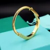 TiffanyJewelry Tiffanybrelet Браслет дизайнер браслет женщины блокируют подковы титановые стальные браслет наполовину бриллиант