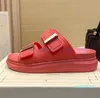 Nyaste hybridgummi Slide Designer Sandaler Kvinnor Skor Vit Svart Röd Sand Tea Rose Yellow Coral Luxury Slippers Summer Platform Womens Snadal Sneakers