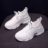 Sapatos casuais primavera e verão sapatos femininos esportes fino sola macia malha leve respirável antiderrapante correndo pequeno branco