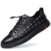 HBP Non Brand Men designer äkta läder sneaker utomhus skateboard sportmens alligator mönster sneakers skor