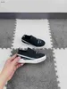 Klasyki Buty dla dzieci Designer Designer Sneakers Rozmiar 26-35 Ochrona pudełka Czarno-biały schemat kolorów Design Girls Casual Buty 24mar