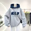 Giacca maglione autunnale Nuova lettera ricamo Top a maniche lunghe Abbigliamento 2023 Felpa con cappuccio Stile stile donna