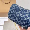 Sacs sous les bras à la mode, sac en toile denim classique avec bandoulière demi-lune, sacs à bandoulière coachly chambray swinger