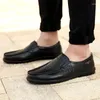 Sapatos casuais de couro genuíno homens 2024 mocassins designer mocassins deslizamento em preto condução zapatos casuales