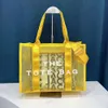 2024 Tote Bag Designer Bolsas Bolsa de Ombro Crossbody Strap Totes Bolsas Mulheres Moda Luxo Famosa Marca Malha Piscina Praia Sacos Jelly Transparente Clear Pochette