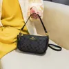 Shop Factory Wholesale Underarm Bag 2024 New Texture Printed Mommy Simple and Fashionable Handheld Single Shoulder Crossbody Handbag