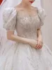 Illusion Plus Size Hochzeitskleid Brautkleid Langes glänzendes Brautkleid Juwelenperlen applizierte Spitze Strand Maßgeschneidert Sweep Zug Boho Chic A-Linie sexy Bling Robes De Mariee