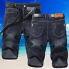 Jeans masculinos 2024 azul macio denim curto para homens mens verão estiramento leve jean joelho comprimento calças