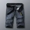 Мужские джинсы высокого качества, мужские джинсовые короткие тонкие повседневные брендовые летние брюки крутого дизайна, эластичные тонкие повседневные брюки синего, черного цвета