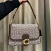 Los bolsos de diseñador tienen un 90% de descuento más baratos 2024 Nuevo bolso para mujer Xiangbu Lei Cuero con lengüeta suave Bronceado Un hombro cruzado