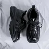 Casual Shoes Men Black Autumn Mała skórzana luksusowa platforma modowa trend wszechstronny Koreański garnitur biznesowy