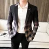 Abiti da uomo 2024 Primavera Autunno Moda Contrasto Plaid Impiombato Piccolo abito per Casual Versatile Bello Giacca blazer personalizzata