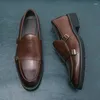 Sapatos de vestido Monk Homens PU Slip-on Round Toe Daily Business Confortável Desgaste Único